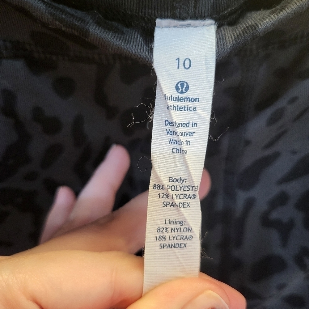 Lululemon Can You Feel The Pleat Black Crop Wide Leg Gaucho Pants - Picture 6 of 7